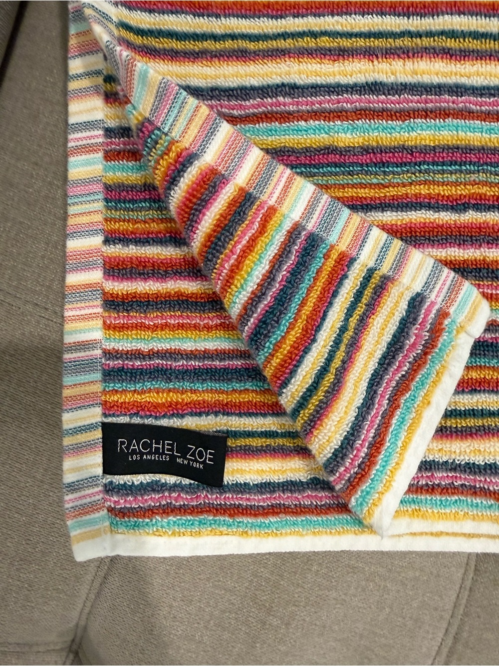 Rachel Zoe 2 Striped Multicolor Towels - Picture 2 of 2